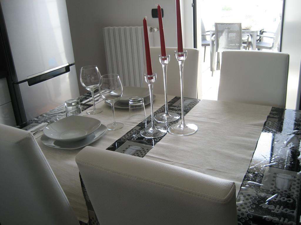 Apartament New Luxury Attic Santa Giulia Expo Mediolan Pokój zdjęcie